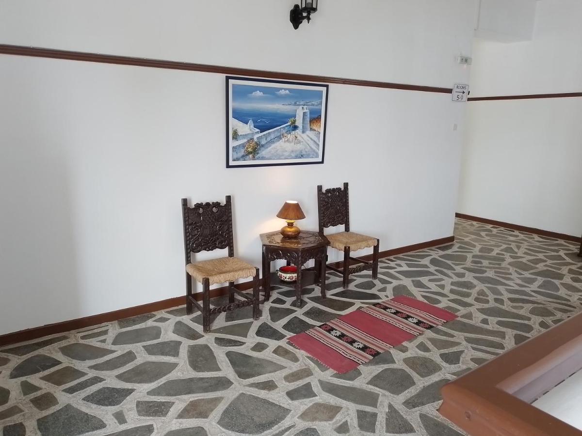 Miranta Hotel - Apartments & Studios Aegina Luaran gambar