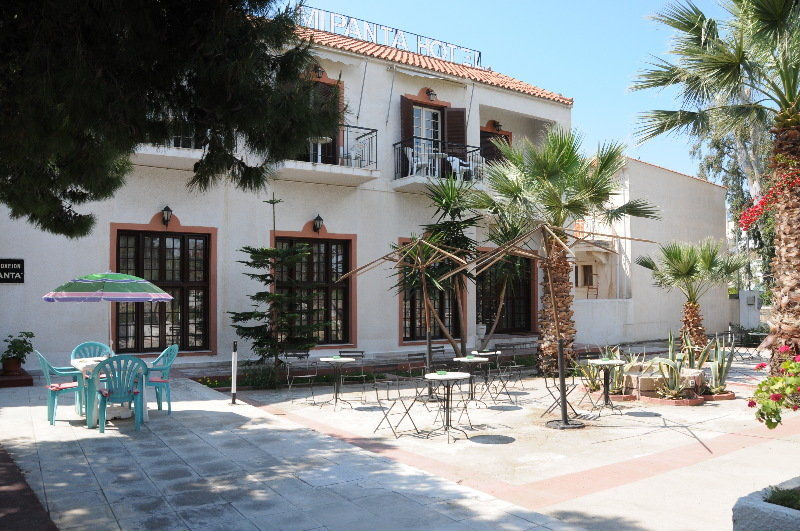 Miranta Hotel - Apartments & Studios Aegina Luaran gambar