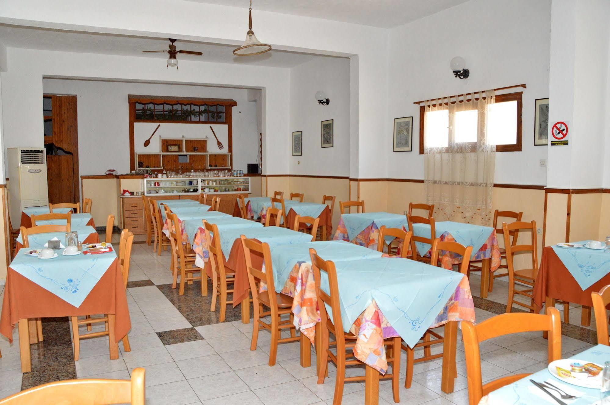 Miranta Hotel - Apartments & Studios Aegina Luaran gambar